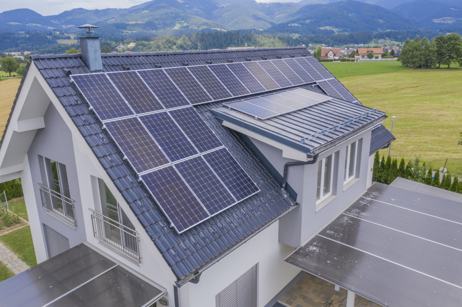 Ile prądu wyprodukuje dziennie instalacja fotowoltaiczna 5 kw?
